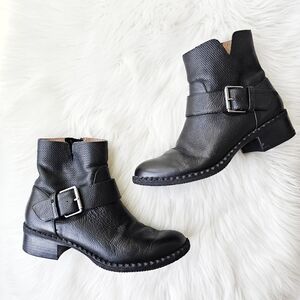 Gentle Souls Kenneth Cole NY Best Slit Moto Bootie 2 Motorcycle Leather Boot 10